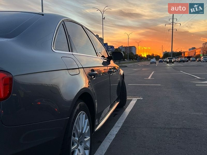 Седан Audi A4 2014 в Чернігові