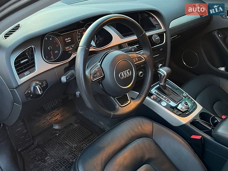 Седан Audi A4 2014 в Чернігові