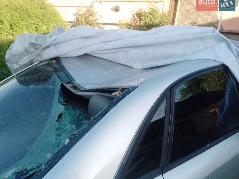 Седан Audi A4 2001 в Яворове