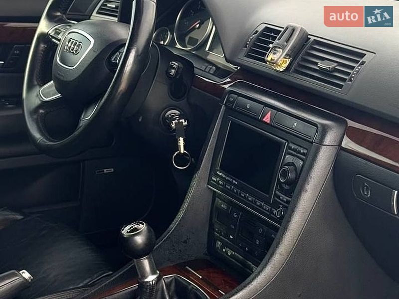 Универсал Audi A4 2002 в Киеве
