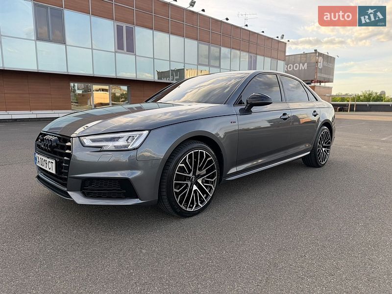 Седан Audi A4 2017 в Киеве