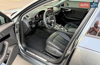 Седан Audi A4 2017 в Киеве