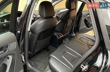 Седан Audi A4 2012 в Львове