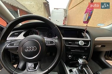 Седан Audi A4 2012 в Львове