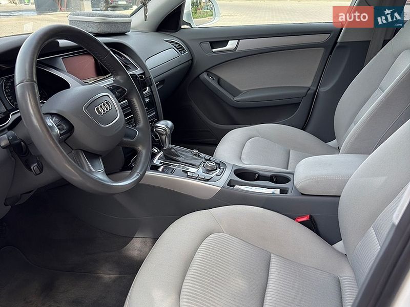 Універсал Audi A4 2013 в Львові