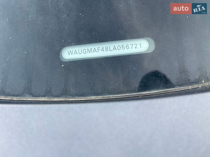 Седан Audi A4 2021 в Ровно
