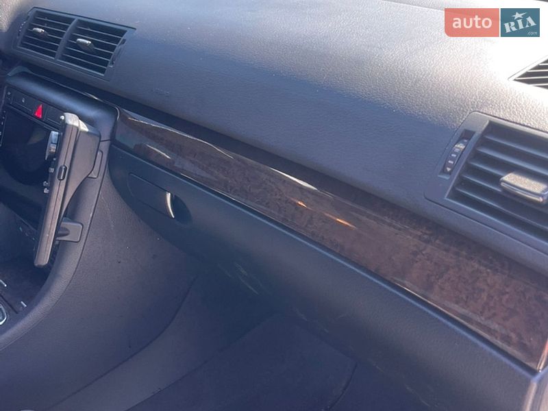 Універсал Audi A4 2006 в Жовкві