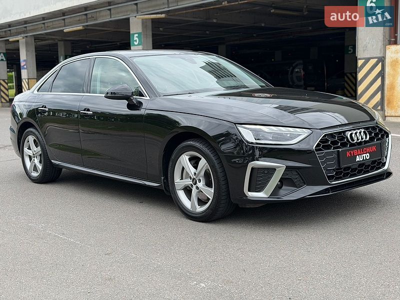 Седан Audi A4 2024 в Киеве