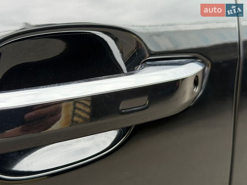 Седан Audi A4 2024 в Киеве