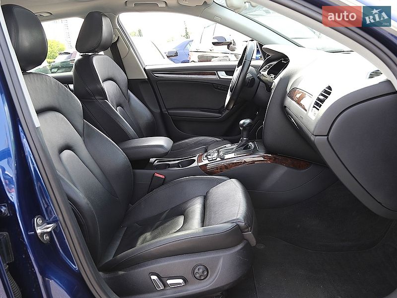 Седан Audi A4 2013 в Києві