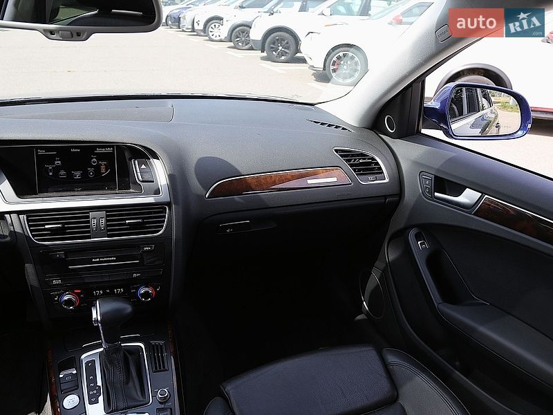 Седан Audi A4 2013 в Києві