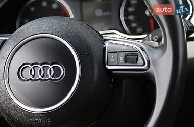 Седан Audi A4 2013 в Києві