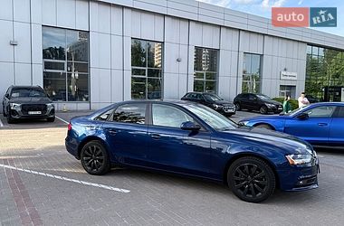 Седан Audi A4 2013 в Киеве
