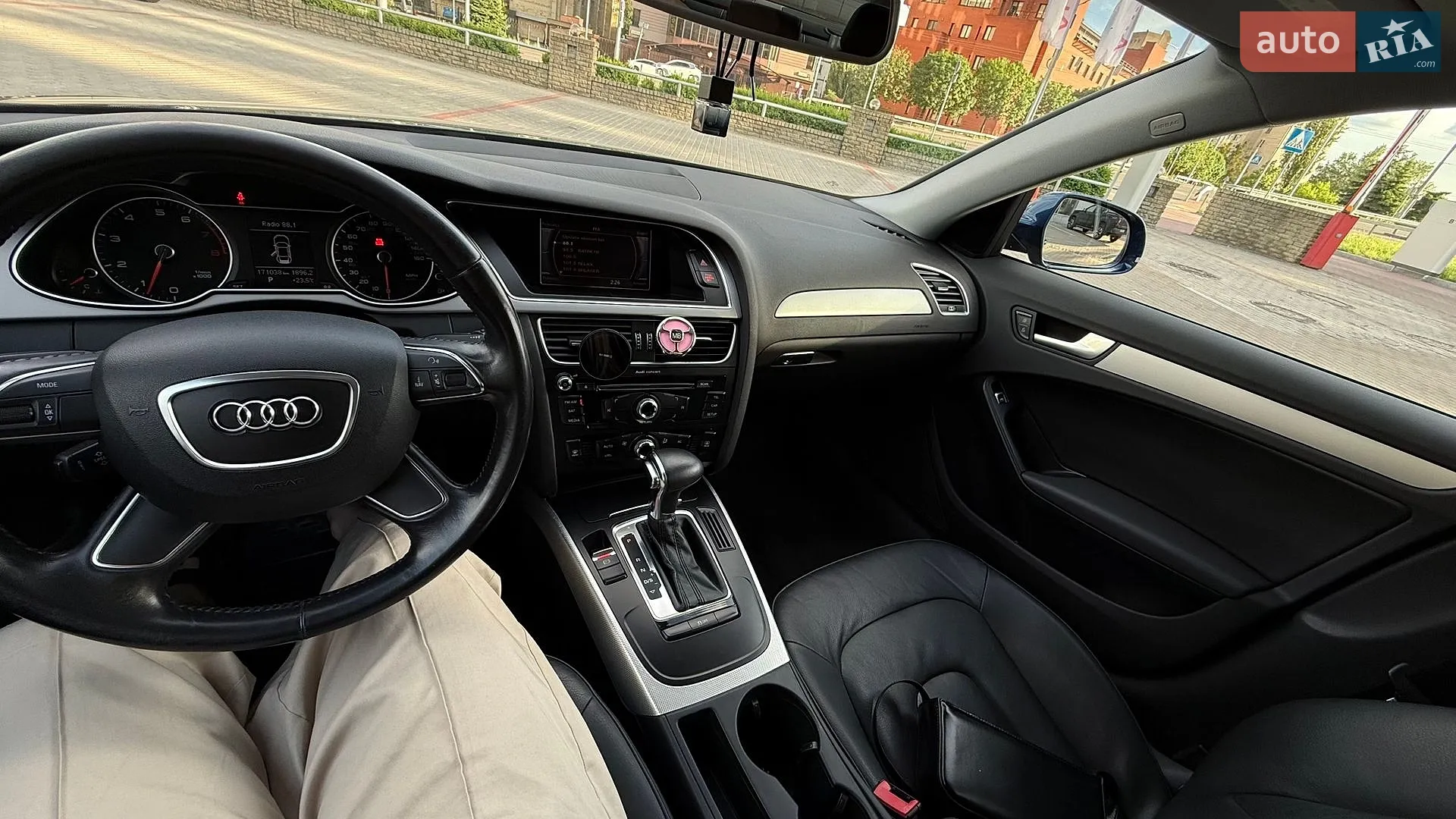 2013 Audi A4 - мініатюра 15