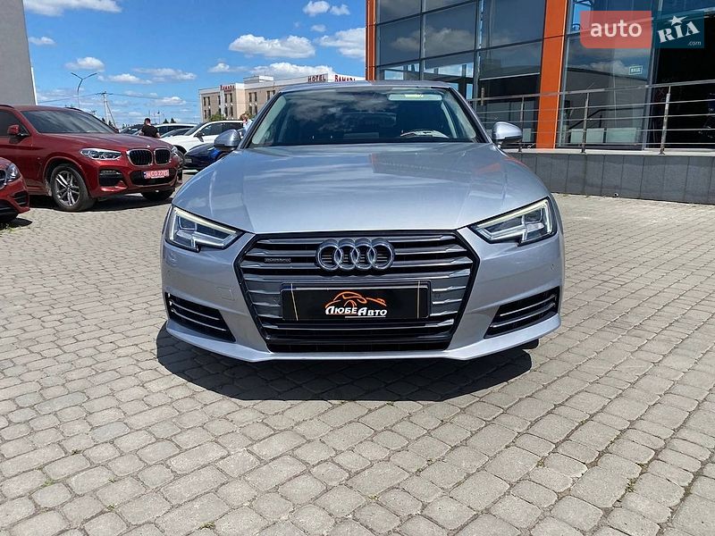 Седан Audi A4 2018 в Львові
