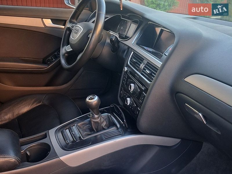 Универсал Audi A4 2013 в Стрые