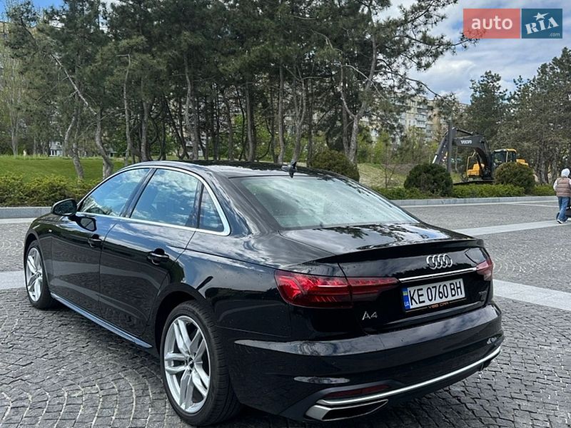 Седан Audi A4 2020 в Дніпрі