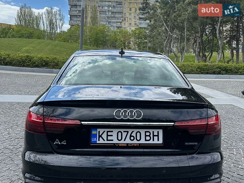 Седан Audi A4 2020 в Дніпрі