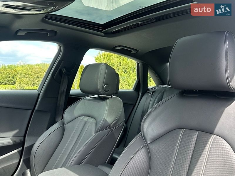 Седан Audi A4 2020 в Дніпрі