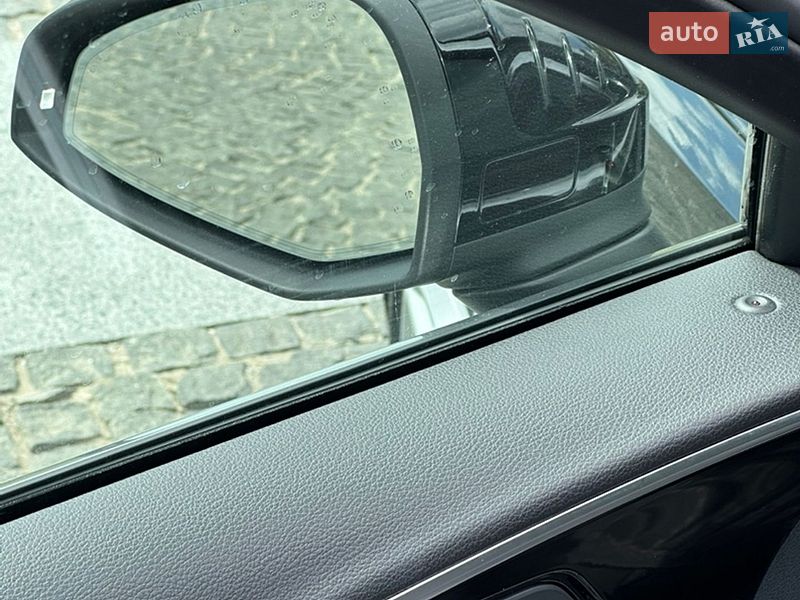 Седан Audi A4 2020 в Дніпрі