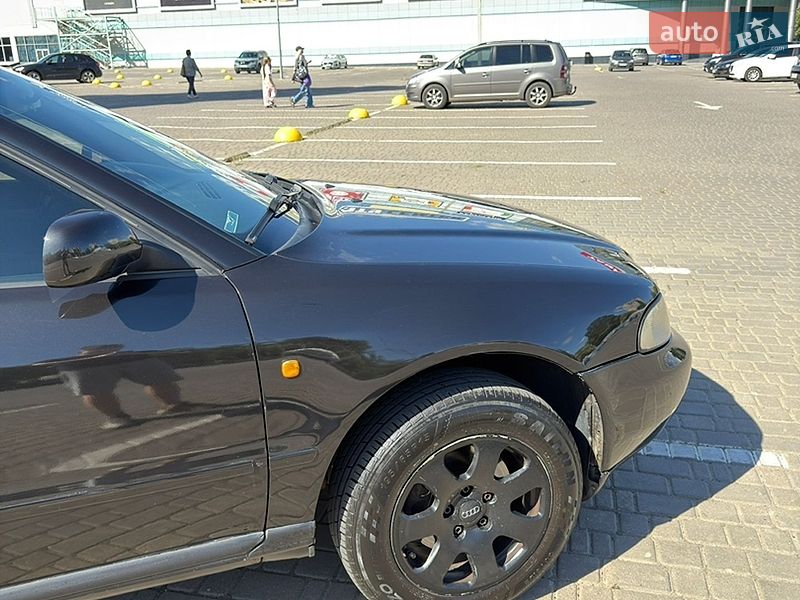 Универсал Audi A4 1997 в Одессе