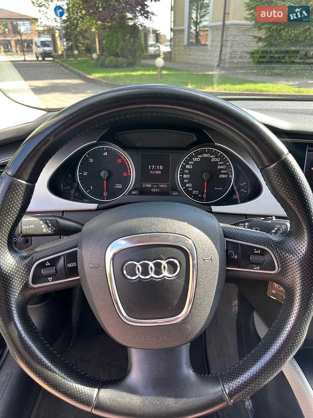 2011 Audi A4 - мініатюра 36