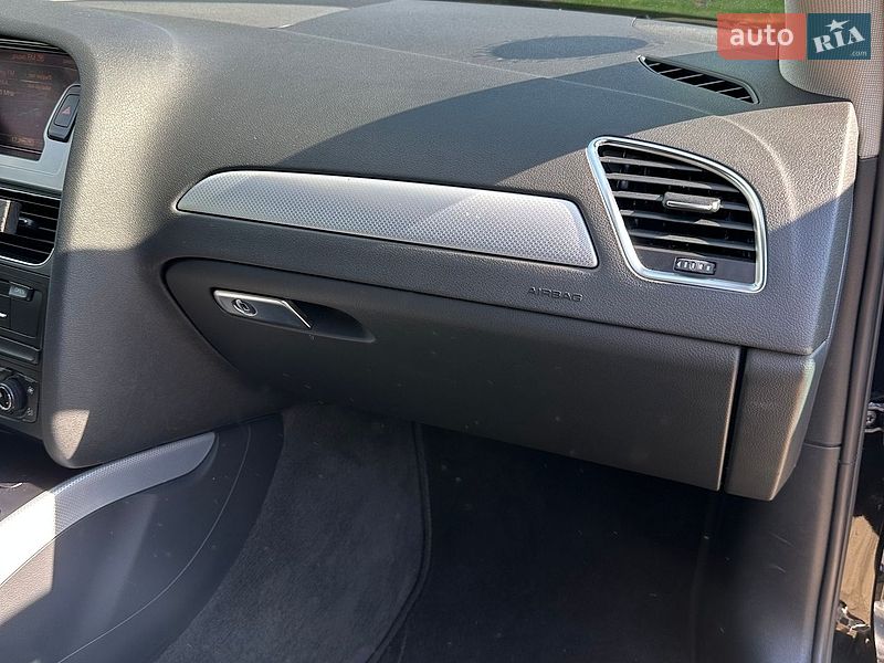 Універсал Audi A4 2011 в Сарнах