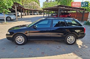 Універсал Audi A4 1999 в Одесі