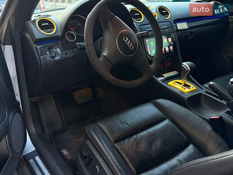 Кабріолет Audi A4 2004 в Львові
