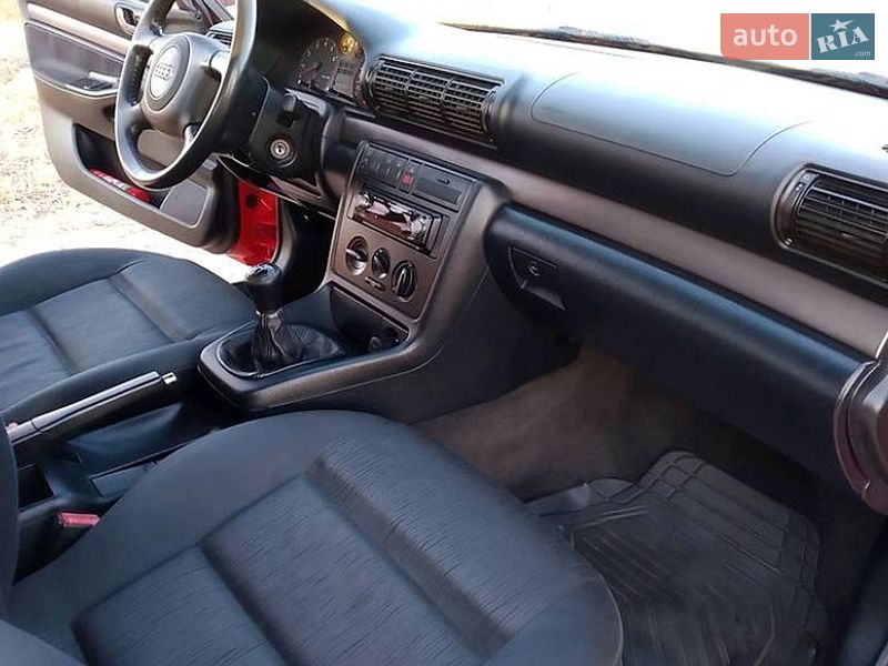 Универсал Audi A4 1998 в Житомире
