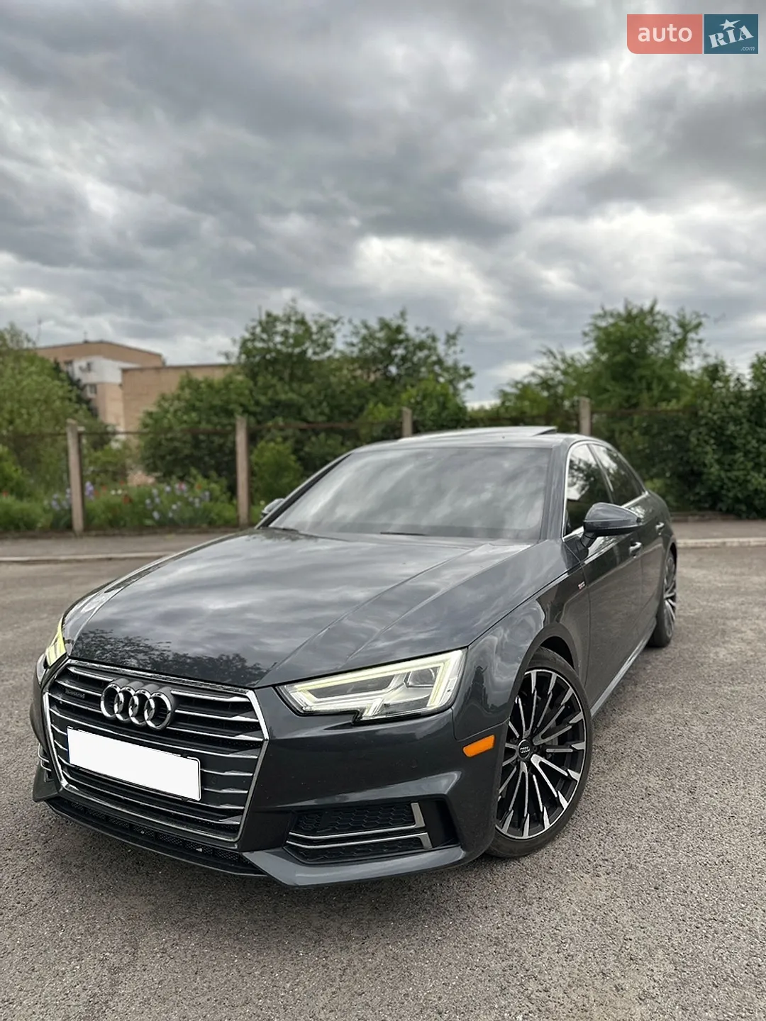 2017 Audi A4 - фото 1