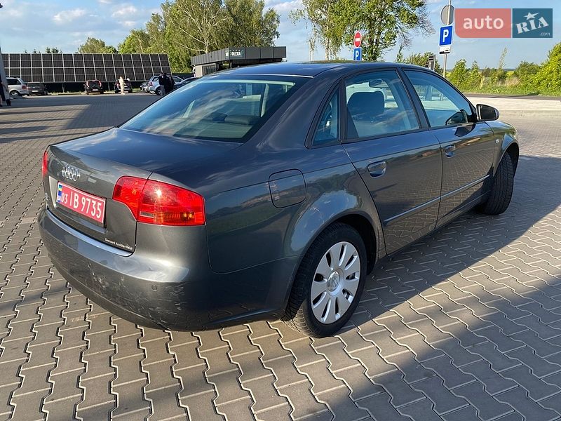 Седан Audi A4 2006 в Володимирі