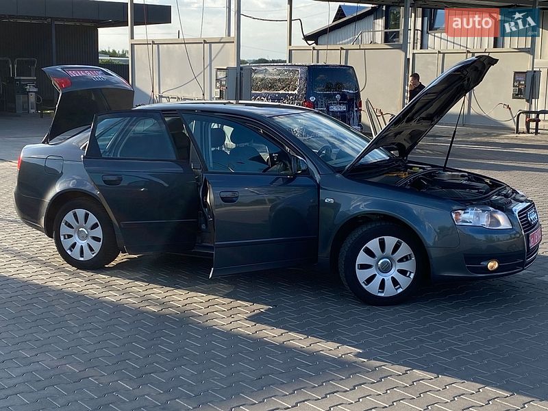 Седан Audi A4 2006 в Володимирі