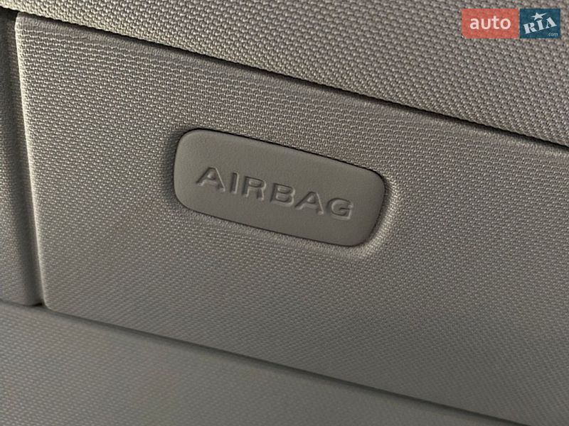 Седан Audi A4 2006 в Володимирі