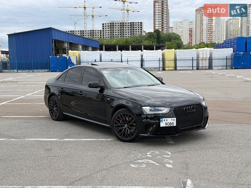 Седан Audi A4 2014 в Києві