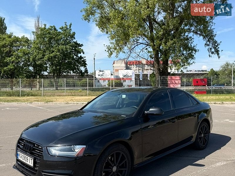 Седан Audi A4 2015 в Дніпрі