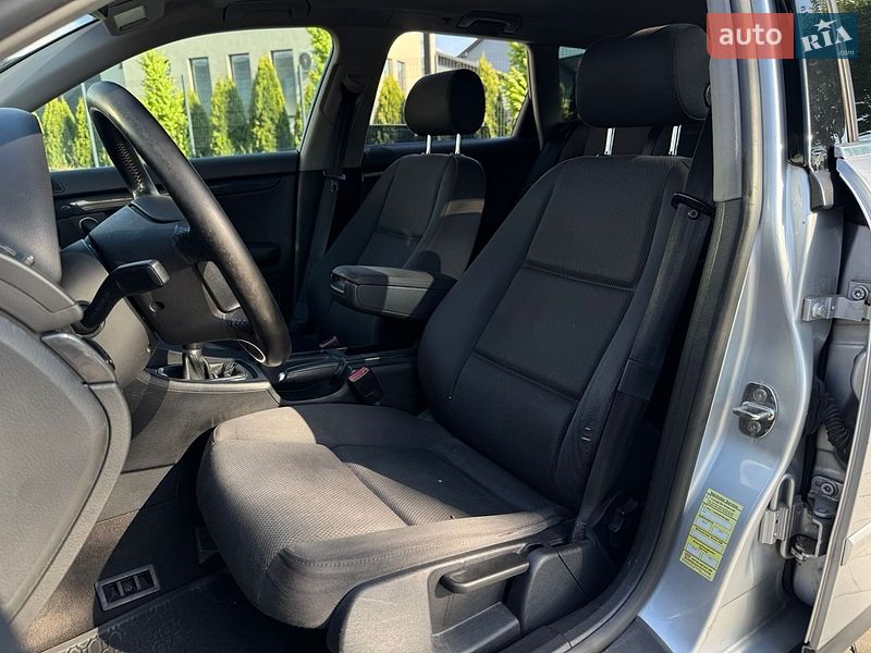 Універсал Audi A4 2002 в Луцьку