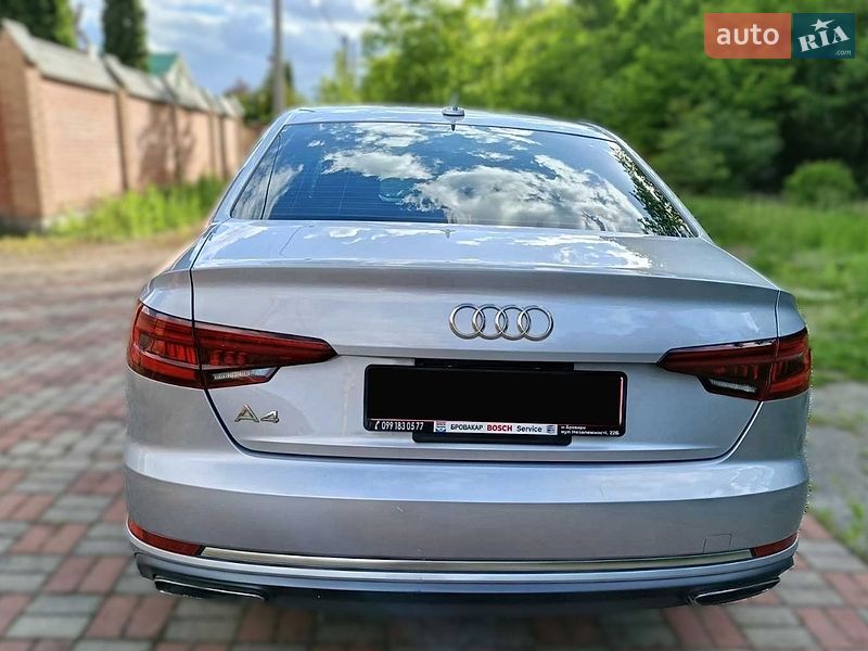 Седан Audi A4 2019 в Киеве