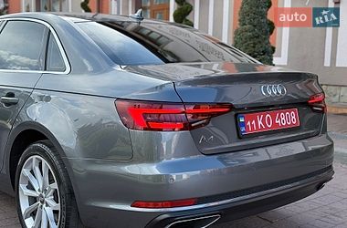 Седан Audi A4 2019 в Киеве