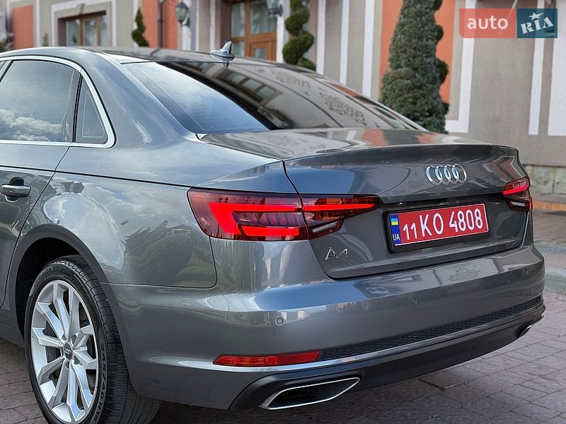 Седан Audi A4 2019 в Киеве