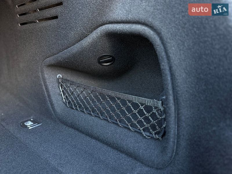 Седан Audi A4 2019 в Киеве