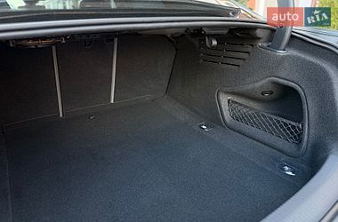Седан Audi A4 2019 в Киеве