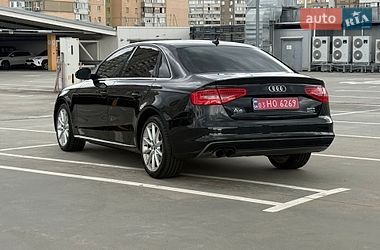 Седан Audi A4 2016 в Киеве