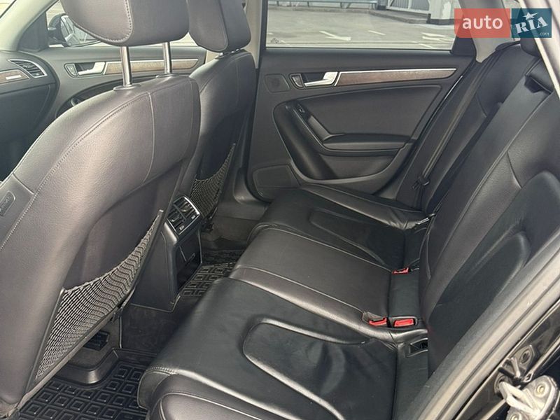 Седан Audi A4 2016 в Киеве