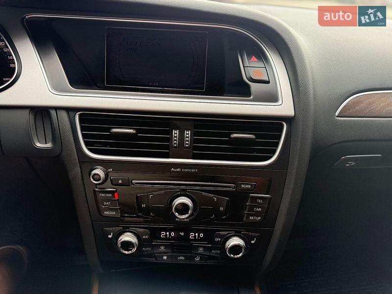 Седан Audi A4 2016 в Киеве