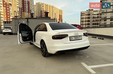 Седан Audi A4 2013 в Киеве