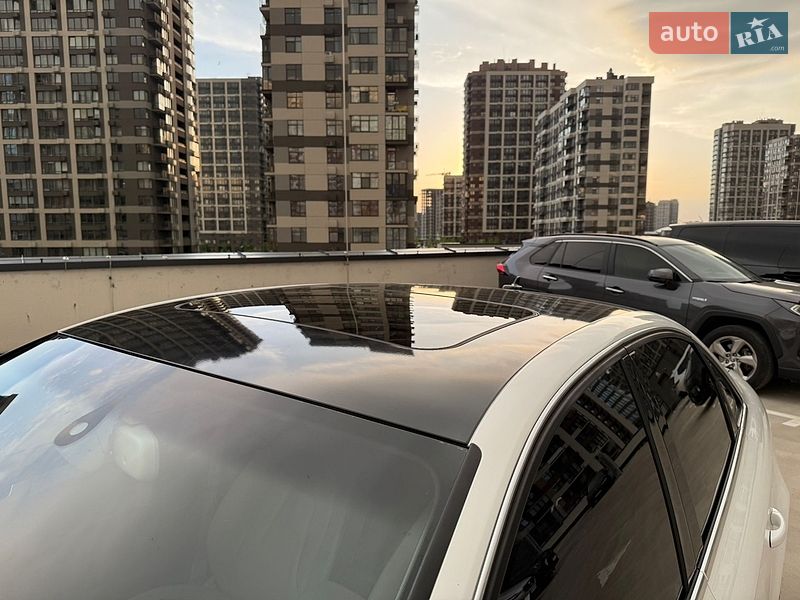 Седан Audi A4 2013 в Киеве