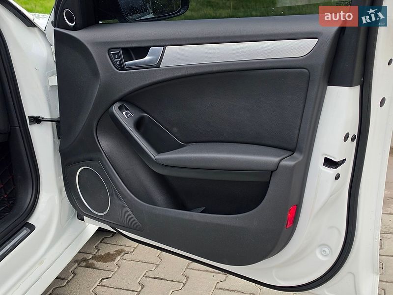 Седан Audi A4 2014 в Тернополе