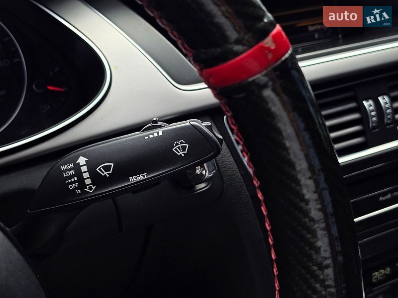 Седан Audi A4 2014 в Тернополе