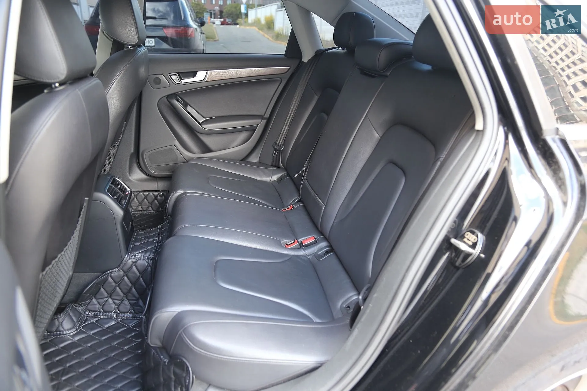 2013 Audi A4 - мініатюра 10